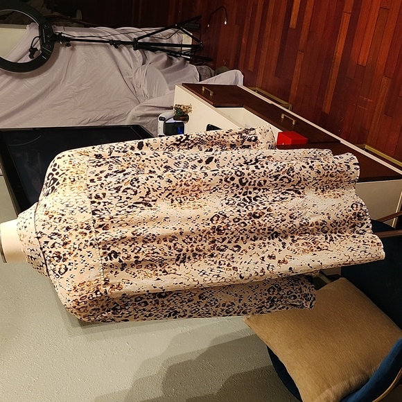 Spense Animal Print Long Sleeve Blouse - Picture 6 of 9